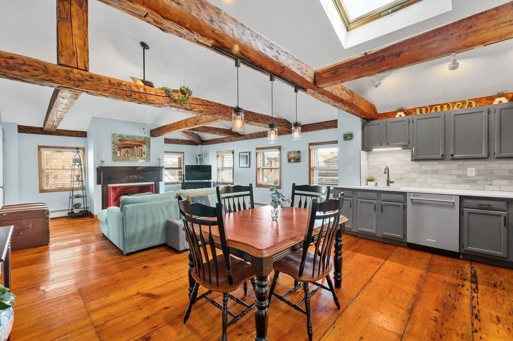 2 bedroom condo for sale at 16 School St Apt 3 Beverly - $499,900
