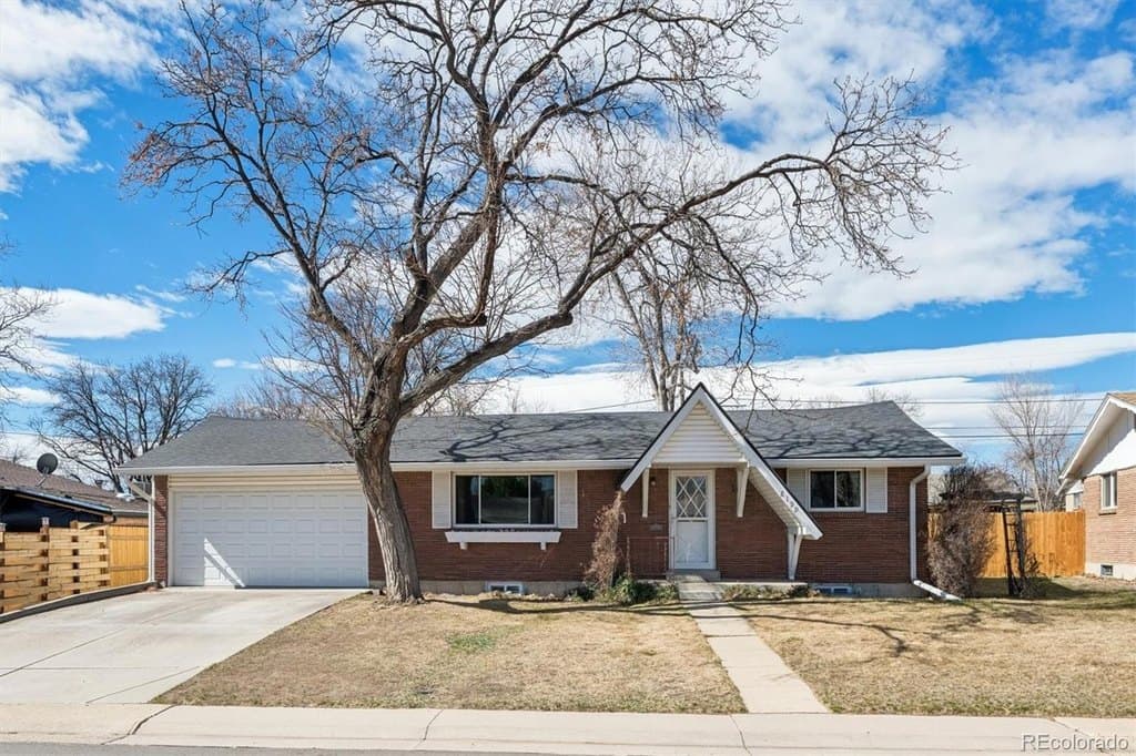 3 bedroom house for sale at 8199 Nola Dr Sherrelwood 80221 - $429,900