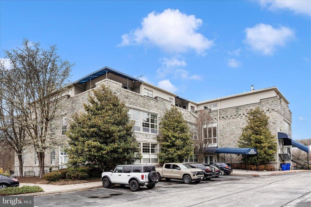 2 bedroom condo for sale at 3700 College Ave Apt 305 Ellicott City 21043 - $325,000