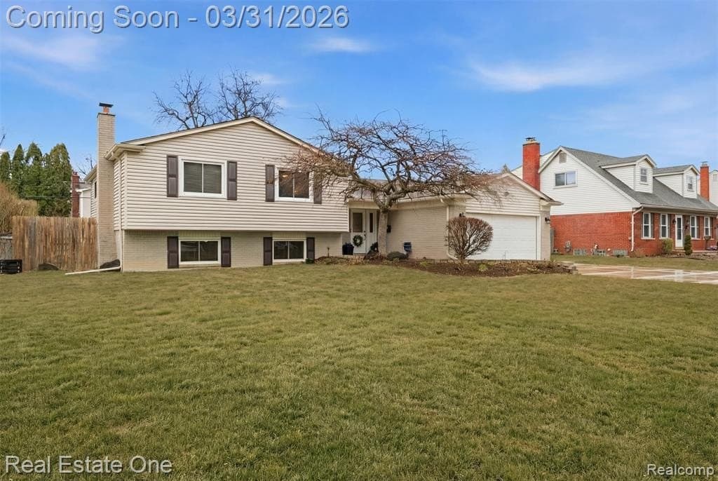 4 bedroom house for sale at 2327 Hillcrescent Dr Troy 48085 - $424,850