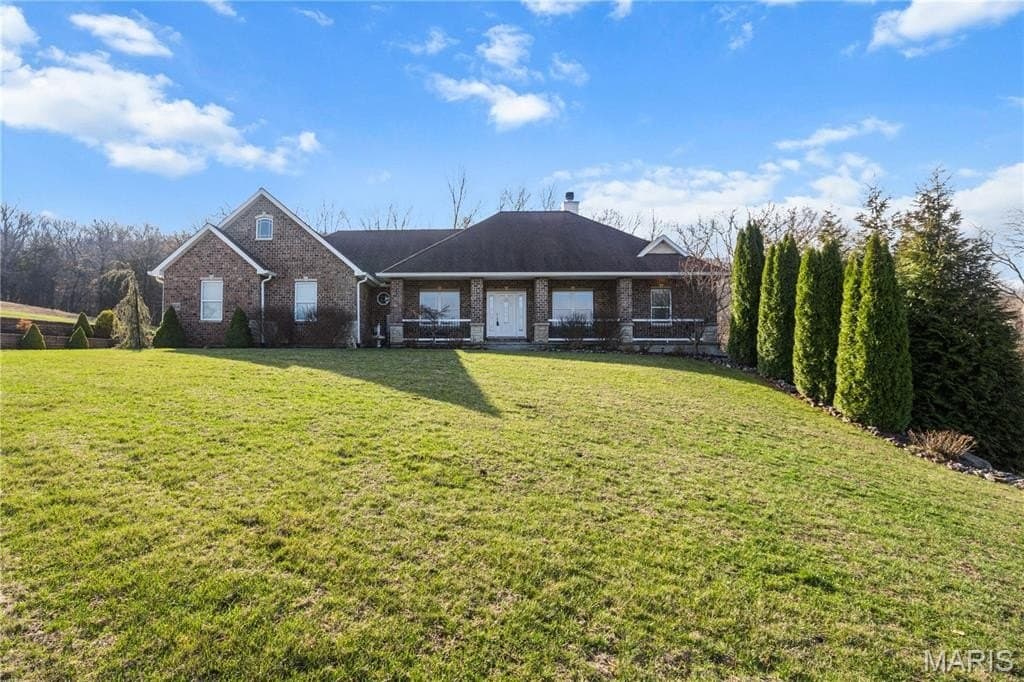 4 bedroom house for sale at 2804 Whitetail Est Barnhart - $595,000