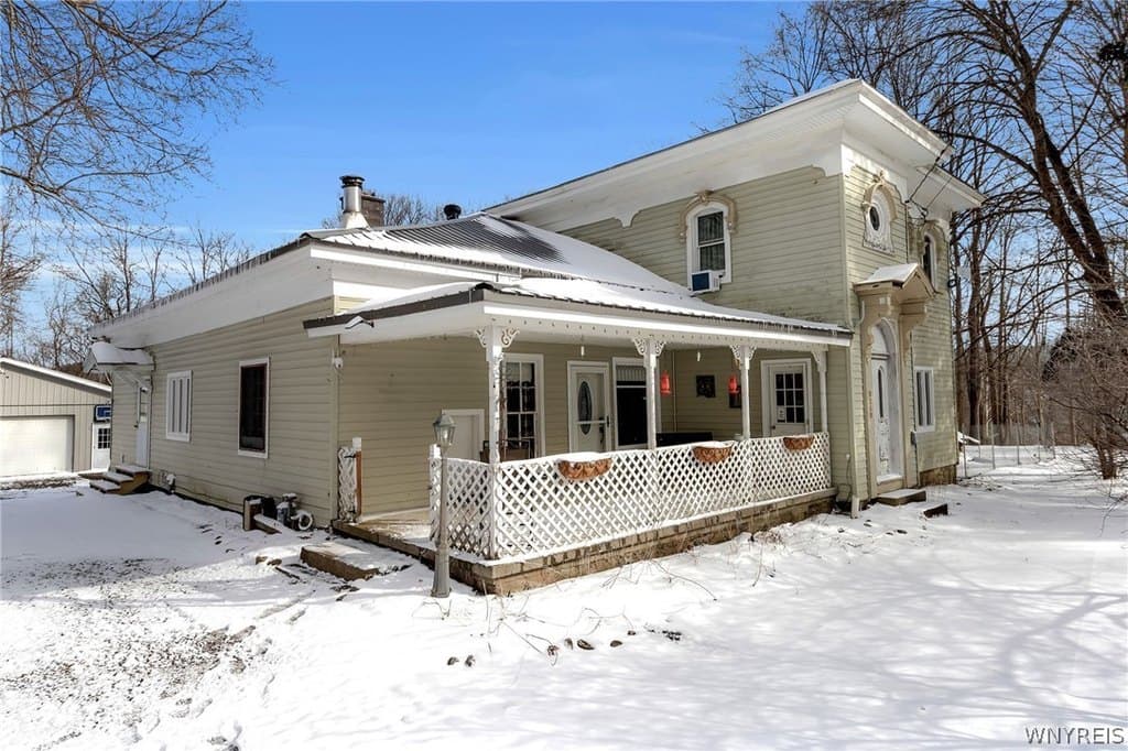 4 bedroom house for sale at 8268 N Otto Rd Cattaraugus - $299,000