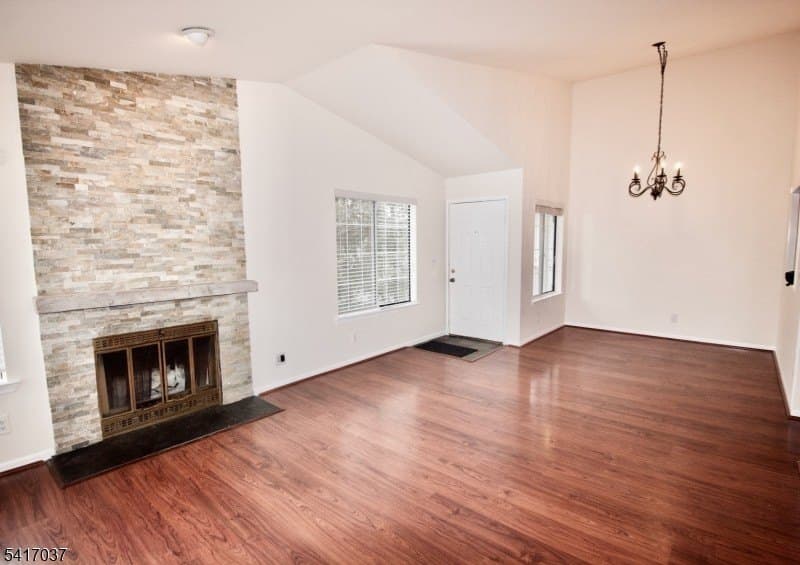 2 bedroom condo for sale at 32 Spruce Ct Bedminster - $417,000