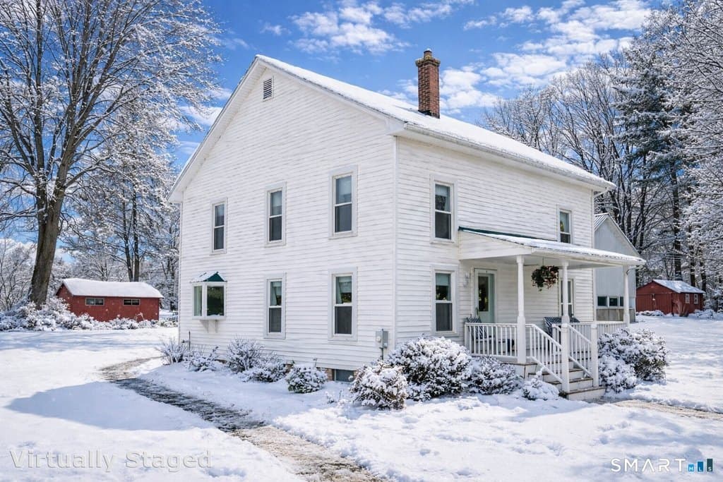 3 bedroom house for sale at 13 Reservoir Ave Broad Brook - $374,900