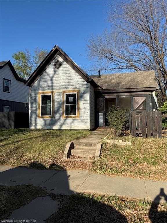 2 bedroom house for sale at 606 S 18th St Fort Smith 72901 - $45,000