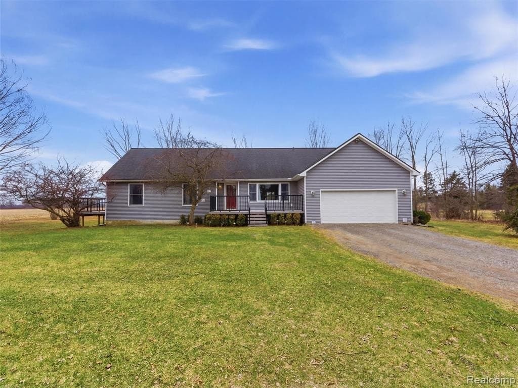 3 bedroom house for sale at 21830 Bordman Rd Armada - $725,000