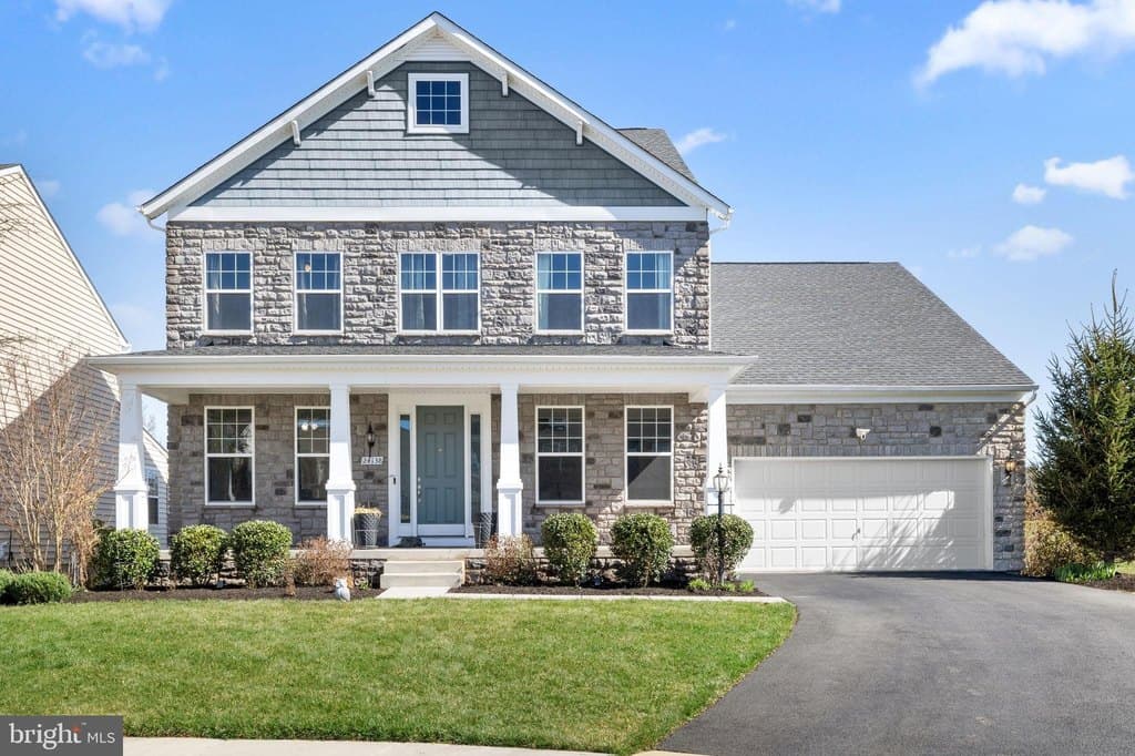 6 bedroom house for sale at 24138 Bryce Ridge Ct Aldie - $1,600,000