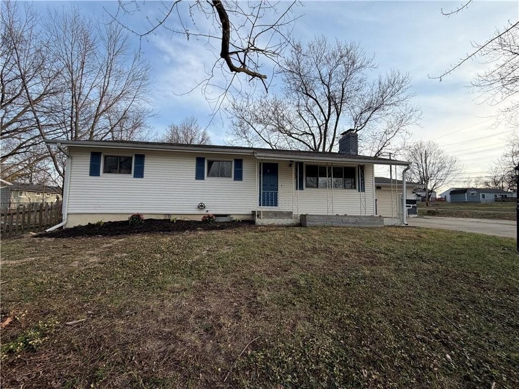 3 bedroom house for sale at 1501 NE 67th Pl Gladstone 64118 - $249,000