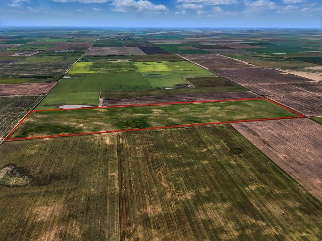 land for sale at Road Q Mile # 58 Adams - $184,000