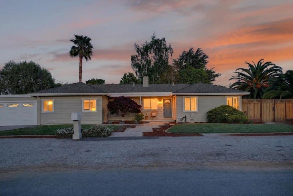 4 bedroom house for sale at 2169 Yorkshire Way Mountain View 94040 - $2,985,000