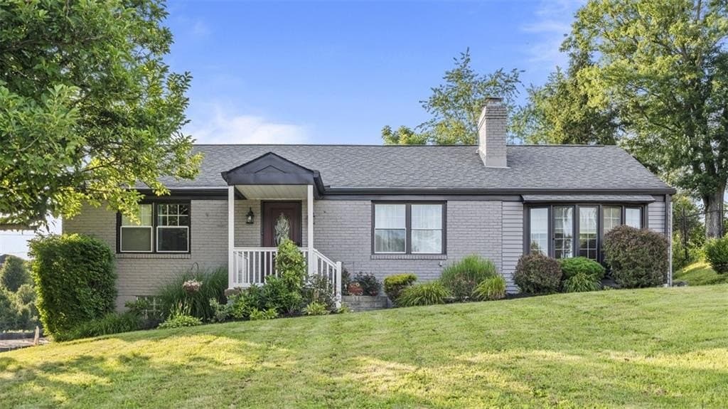 3 bedroom house for sale at 341 E McMurray Rd Canonsburg - $359,000