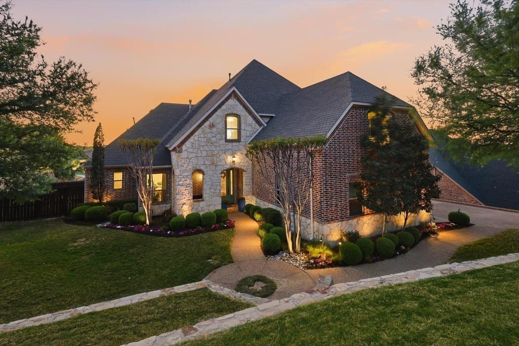4 bedroom house for sale at 606 Hays Dr Keller 76248 - $899,000