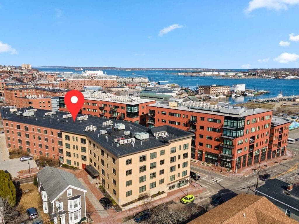2 bedroom condo for sale at 25 High St Unit 212 Portland 04101 - $660,000