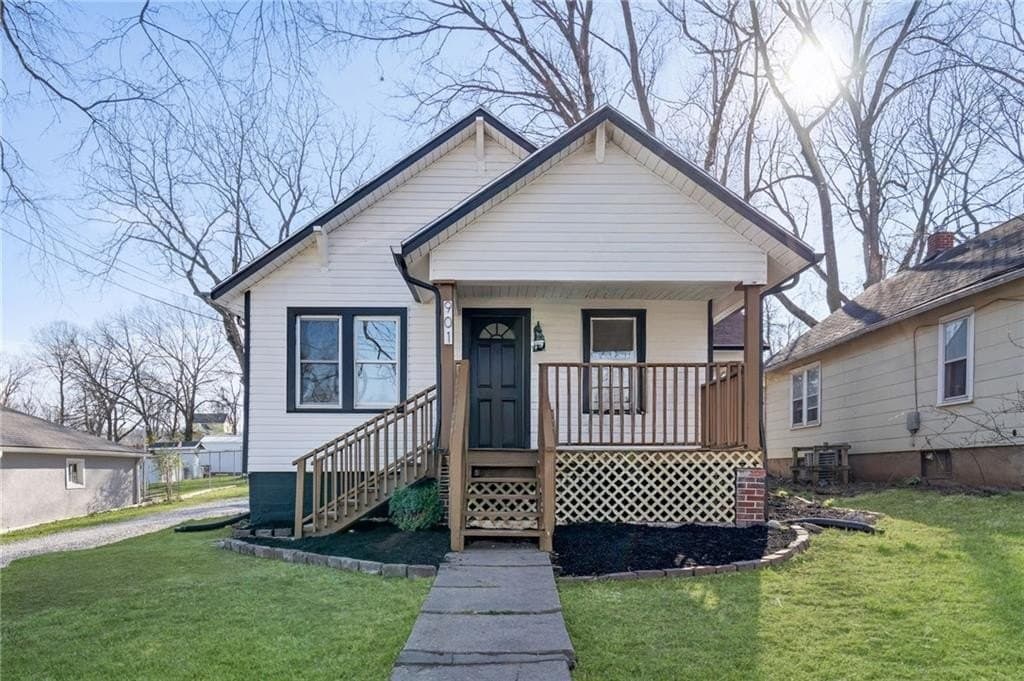 2 bedroom house for sale at 901 S Cottage St Independence 64050 - $145,000