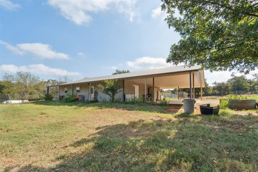 3 bedroom house for sale at 26556 Elm Rd Blanchard - $365,000