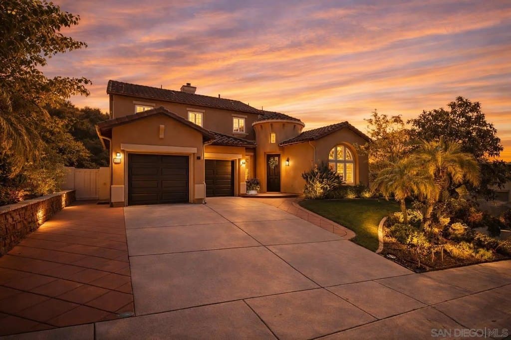 5 bedroom house for sale at 3394 Holly Oak Ln Escondido - $1,195,000