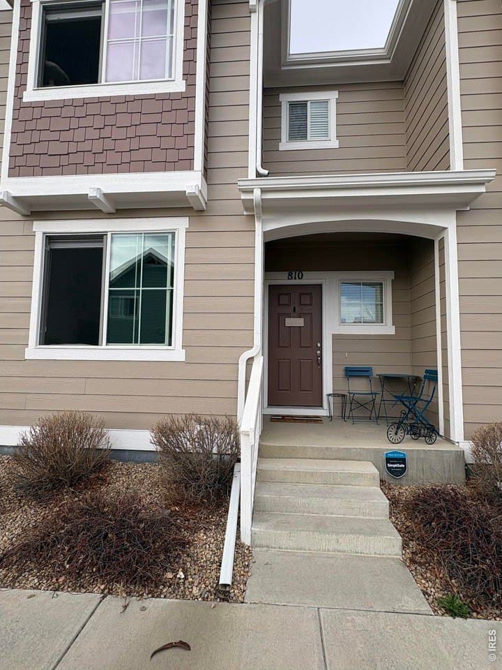 2 bedroom townhouse for sale at 810 Gentlewind Way Berthoud 80513 - $379,000