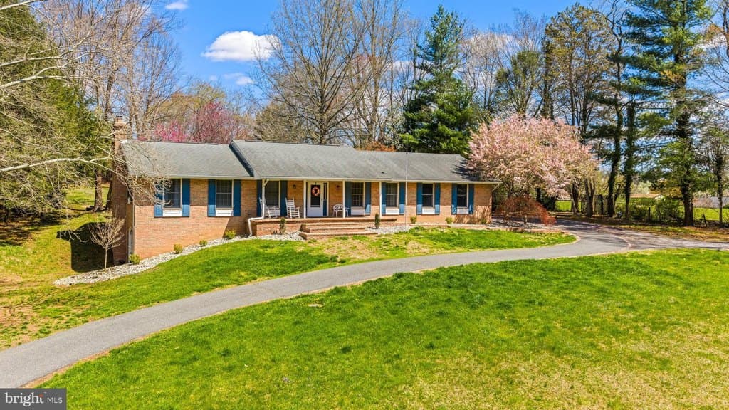 3 bedroom house for sale at 2847 Moores Rd Fallston 21013 - $600,000