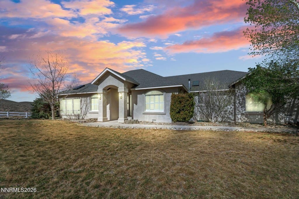 3 bedroom house for sale at 1935 Alta Vista Way Fernley 89408 - $753,000