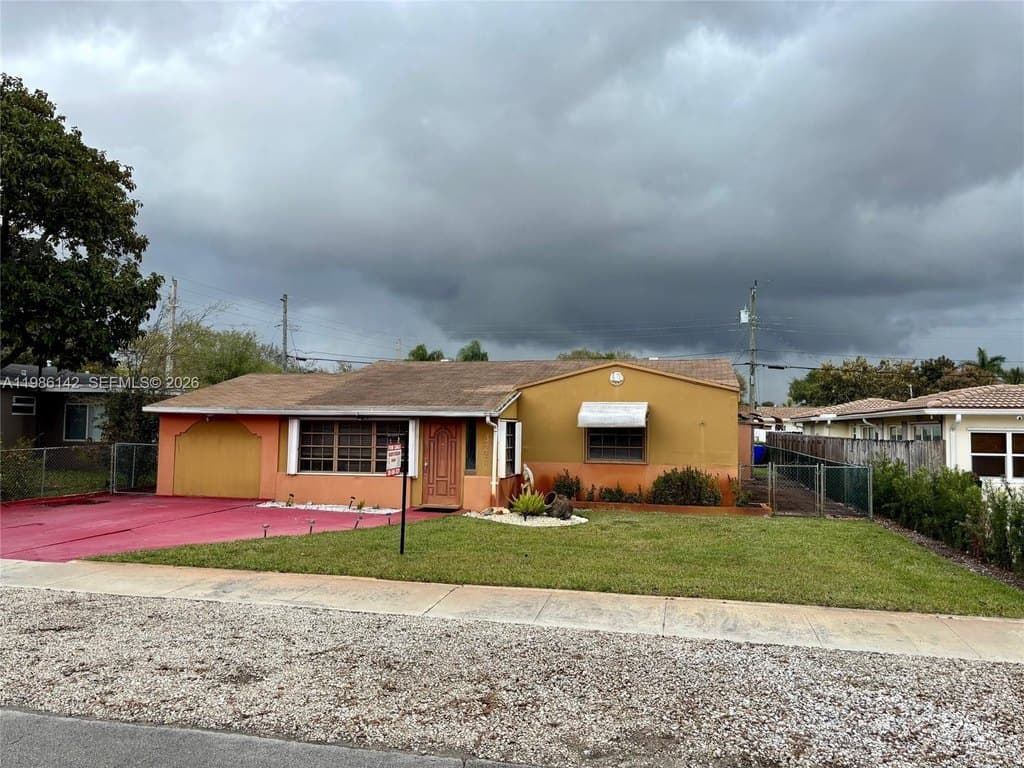 3 bedroom house for sale at 3241 Arthur Ter Hollywood 33021 - $499,900