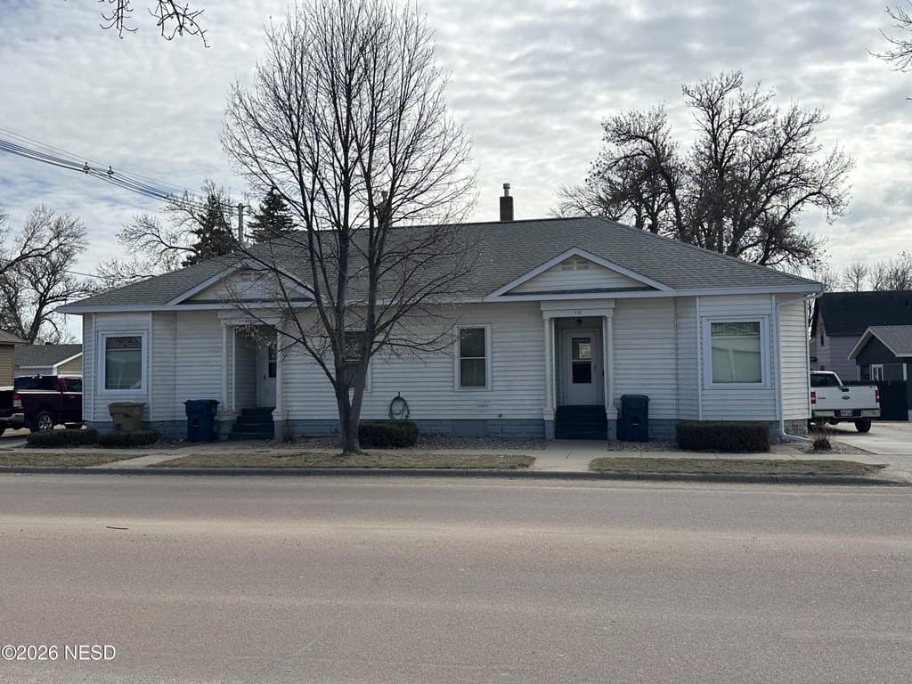 4 bedroom multi-family for sale at 110 112 3rd Ave NE Watertown 57201 - $199,000