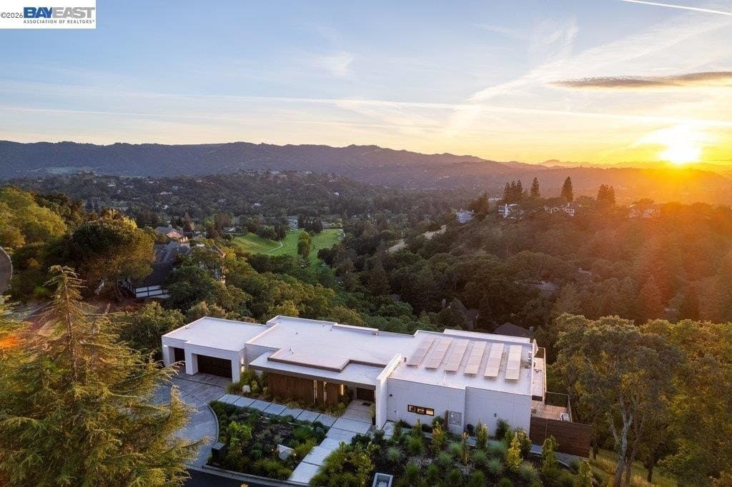 4 bedroom house for sale at 2525 Biltmore Dr Alamo - $6,700,000