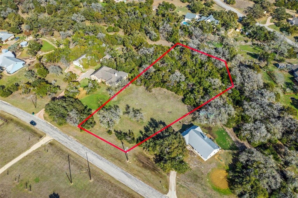 land for sale at 262 Beauchamp Rd Dripping Springs 78620 - $175,000