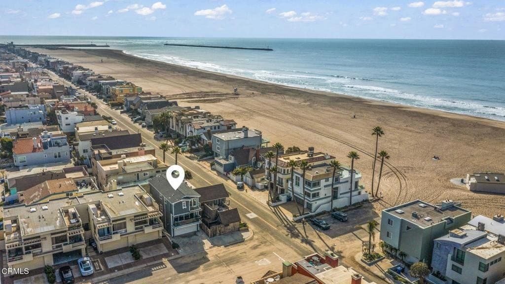 3 bedroom house for sale at 104 LA Brea St Channel Islands Beach - $2,750,000
