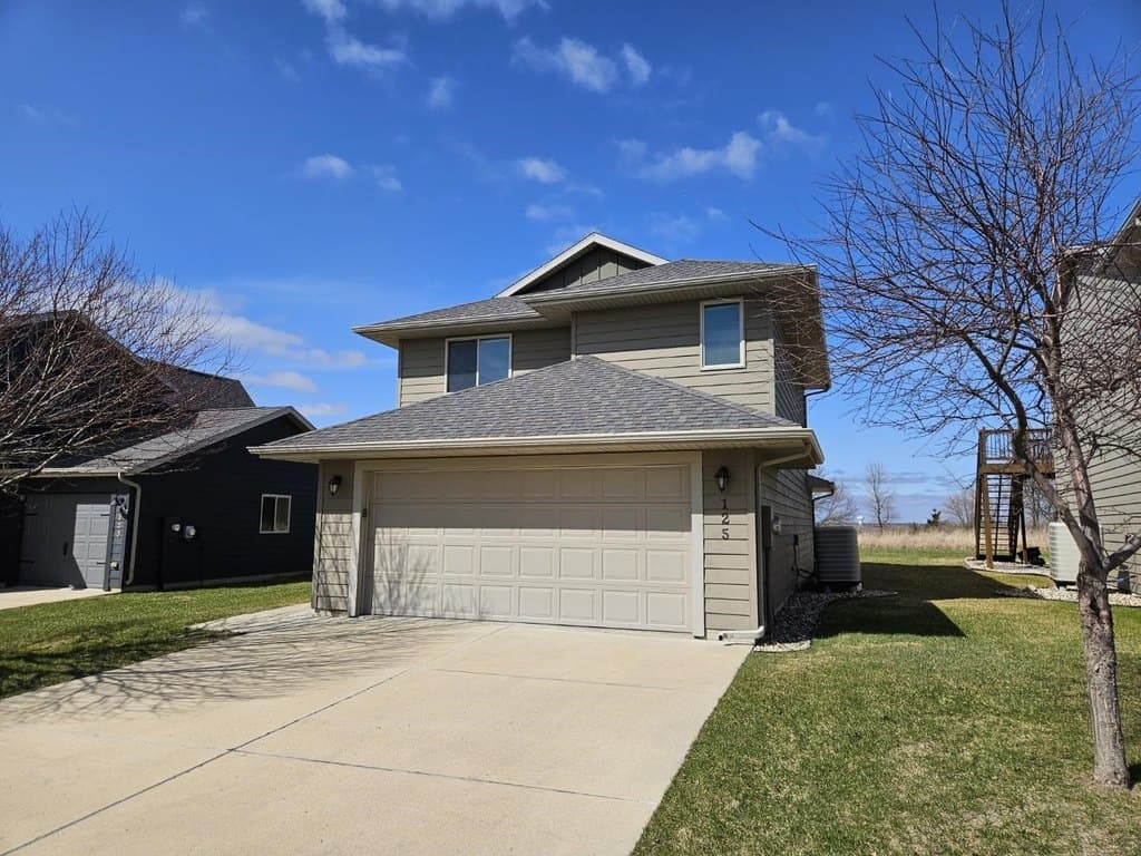 3 bedroom house for sale at 290 240th Ave Unit 125 Arnolds Park - $445,000