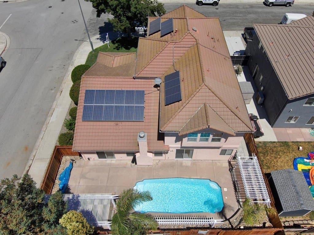 5 bedroom house for sale at 2161 Teakwood Ct Hollister 95023 - $1,075,000