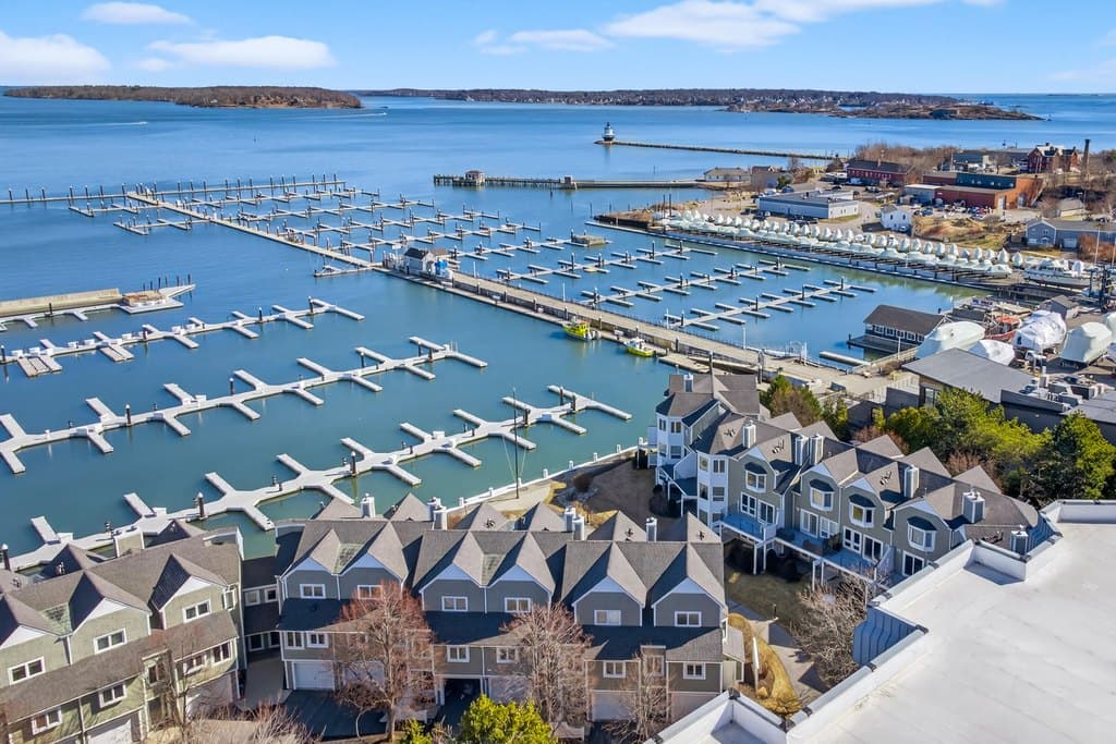 2 bedroom condo for sale at 148 Breakwater Dr Unit 11 South Portland 04106 - $1,100,000