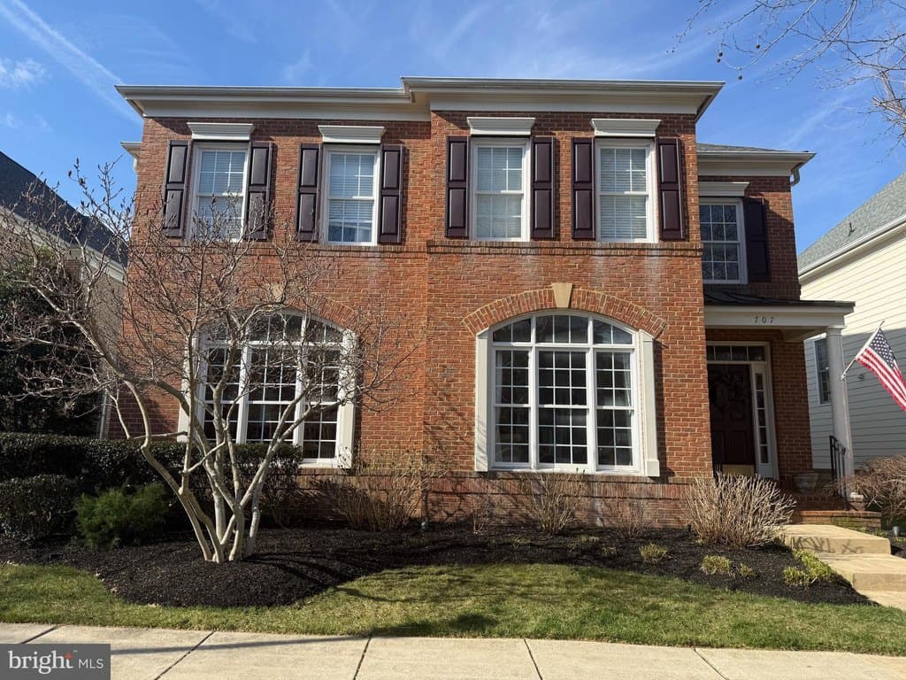 4 bedroom house for sale at 707 Pilot House Dr Annapolis - $945,000