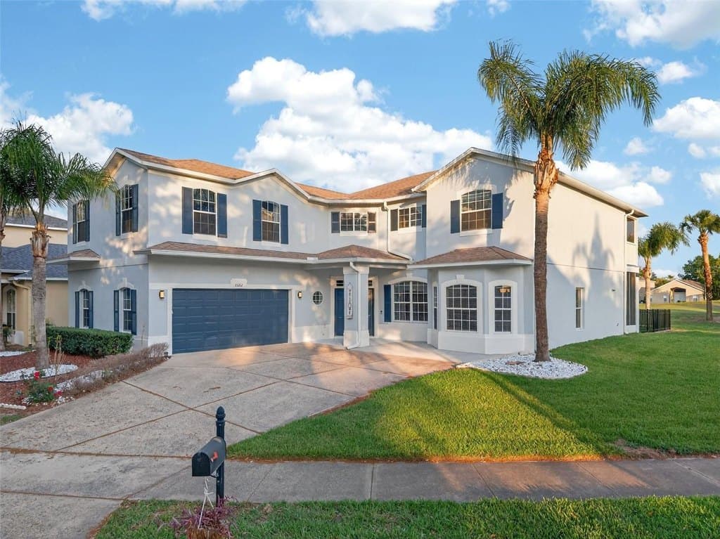 5 bedroom house for sale at 15162 Spinnaker Cove Ln Winter Garden 34787 - $850,000