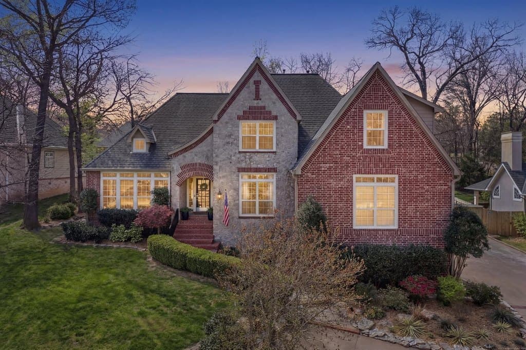 5 bedroom house for sale at 6718 E 113th St S Bixby 74008 - $699,000