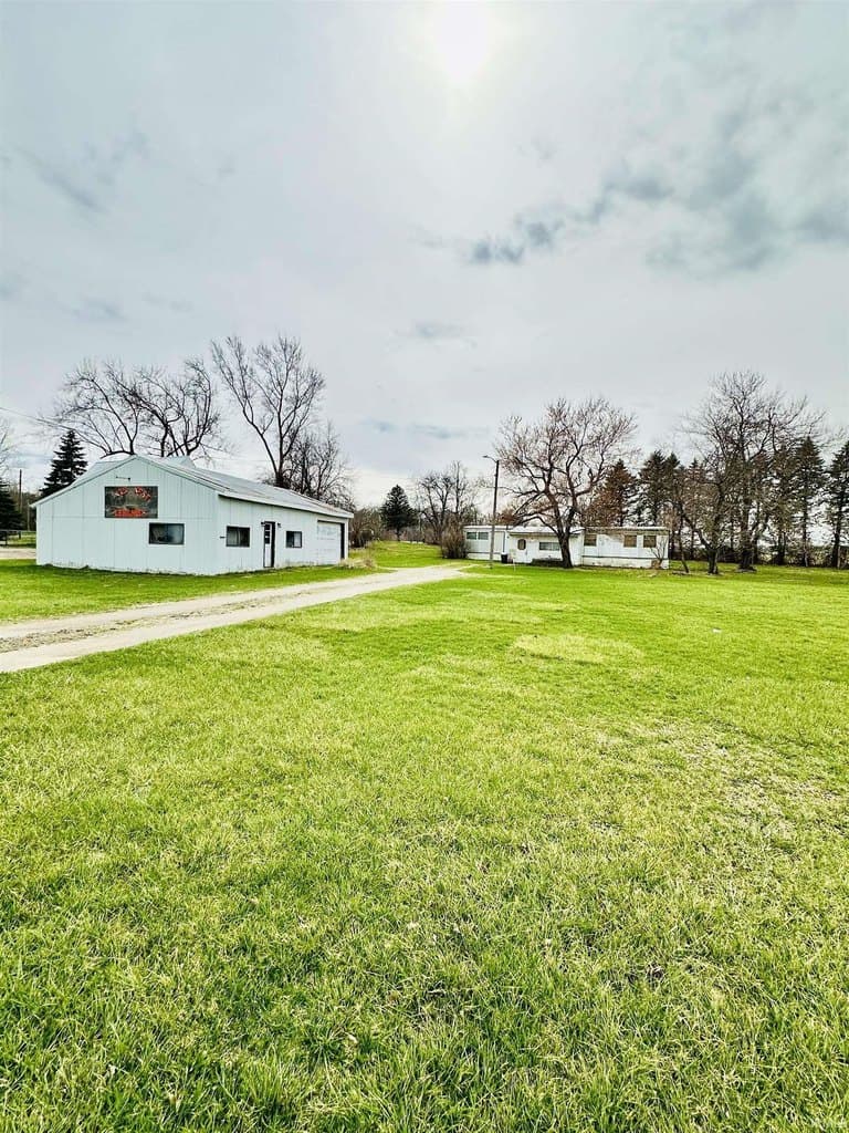 1 bedroom mobile home for sale at 4302 S US Highway 33 Albion - $110,000