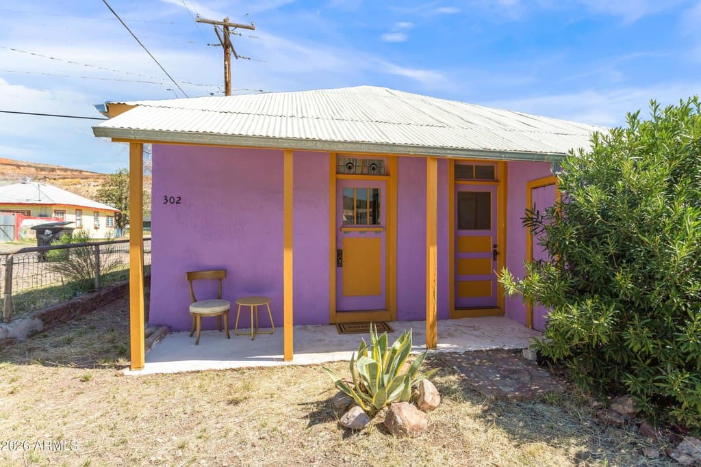 1 bedroom house for sale at 302 Pirrung Ave Bisbee - $162,500