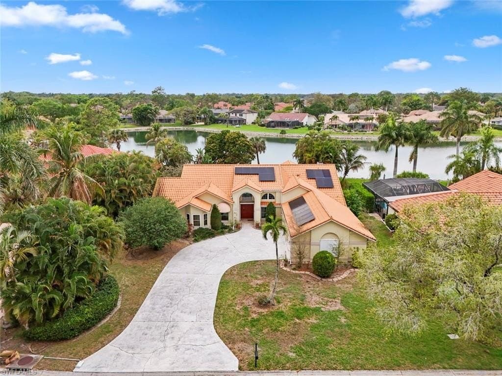 3 bedroom house for sale at 311 Henley Dr Berkshire Lakes - $859,000