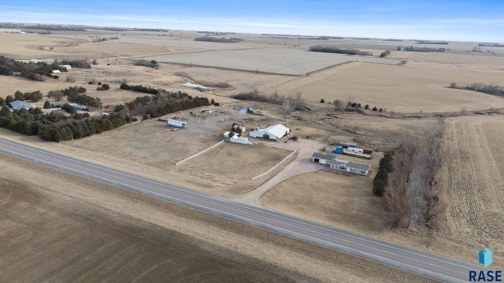 3 bedroom mobile home for sale at 46967 SD 46 Hwy Beresford - $450,000