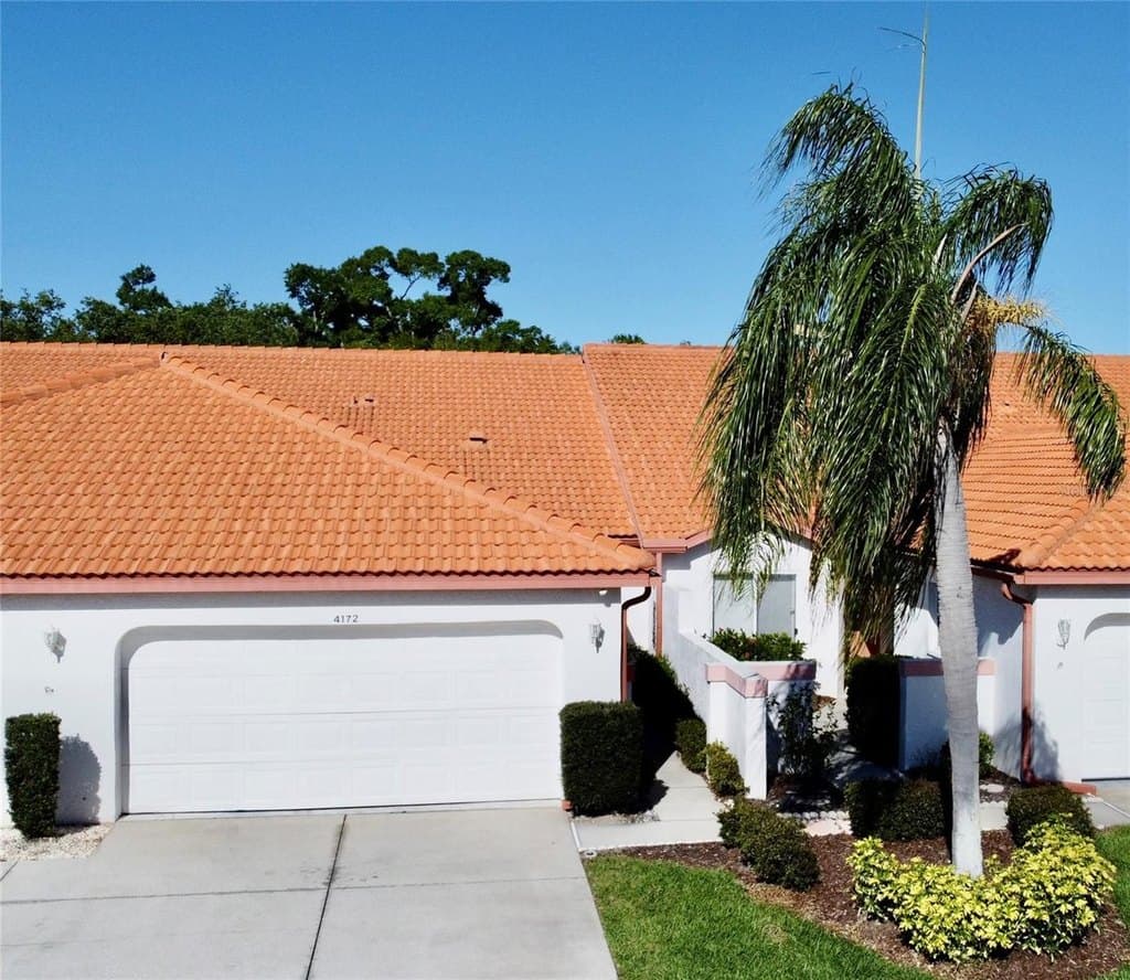 2 bedroom house for sale at 4172 Marseilles Ave Unit 3255 Bee Ridge - $249,900