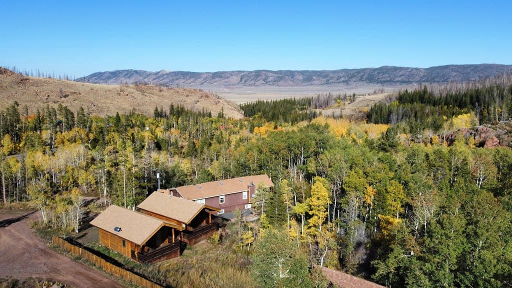 9 bedroom house for sale at 1110 Highway 11 Albany - $1,975,000