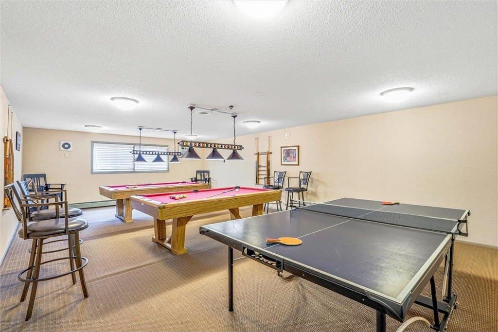 1 bedroom condo for sale at 1601 N Innsbruck Dr Unit 102NE Fridley 55432 - $117,000