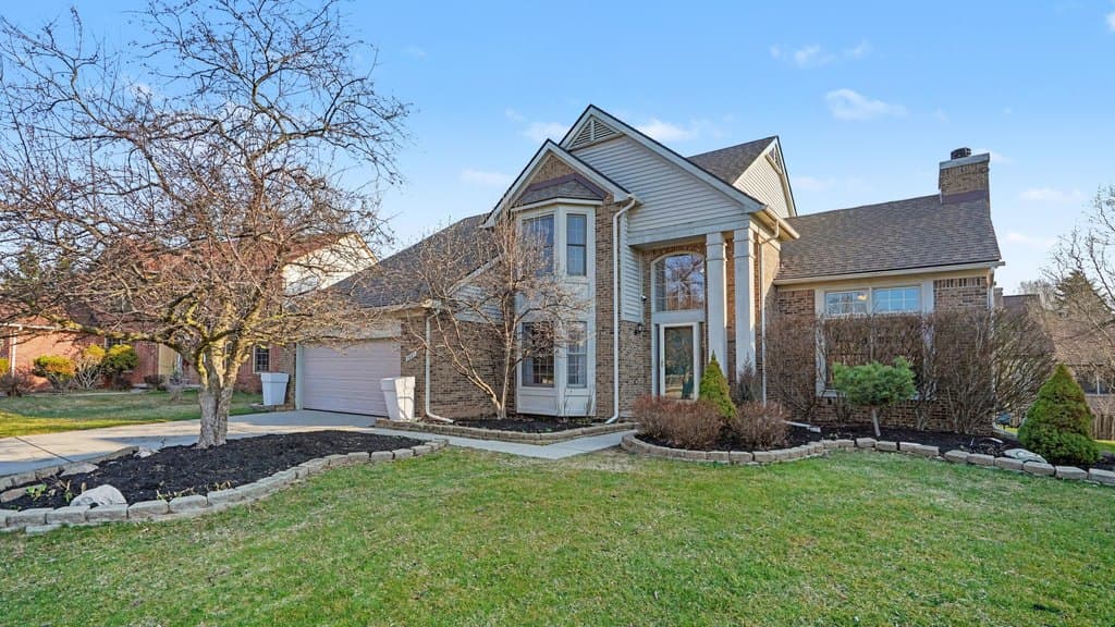 4 bedroom house for sale at 1829 Michelle Ct Ann Arbor - $729,900