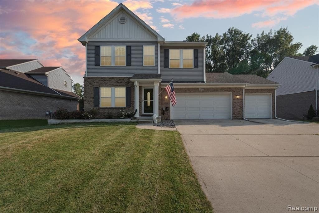 5 bedroom house for sale at 42811 Colonial Rd Belleville - $465,000
