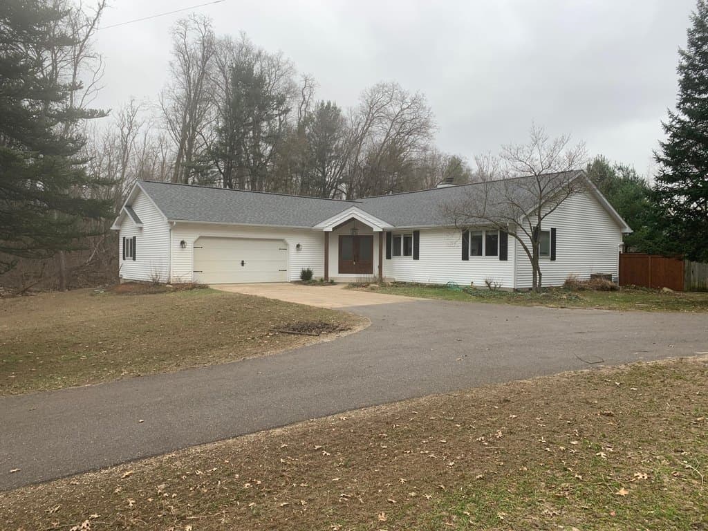 4 bedroom house for sale at 8856 N 42nd St Augusta - $899,999