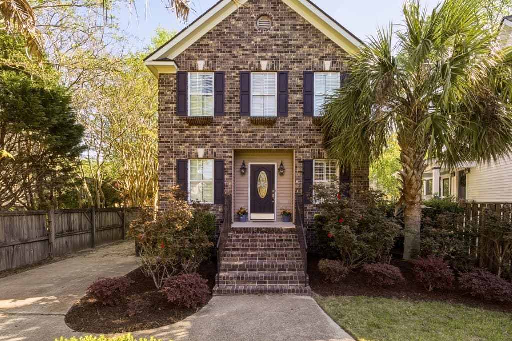 3 bedroom house for sale at 812 Harbor Place Dr Charleston - $749,900