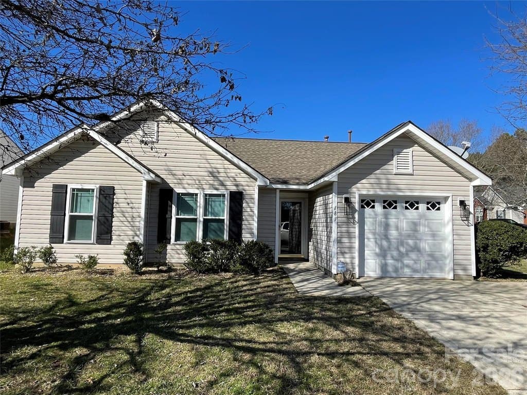 3 bedroom house for sale at 183 Kristens Court Dr Mooresville 28115 - $350,000