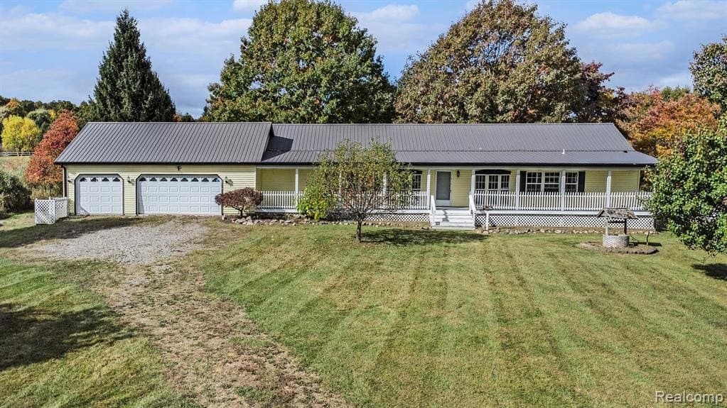 3 bedroom mobile home for sale at 3025 N Lake Pleasant Rd Attica - $299,900
