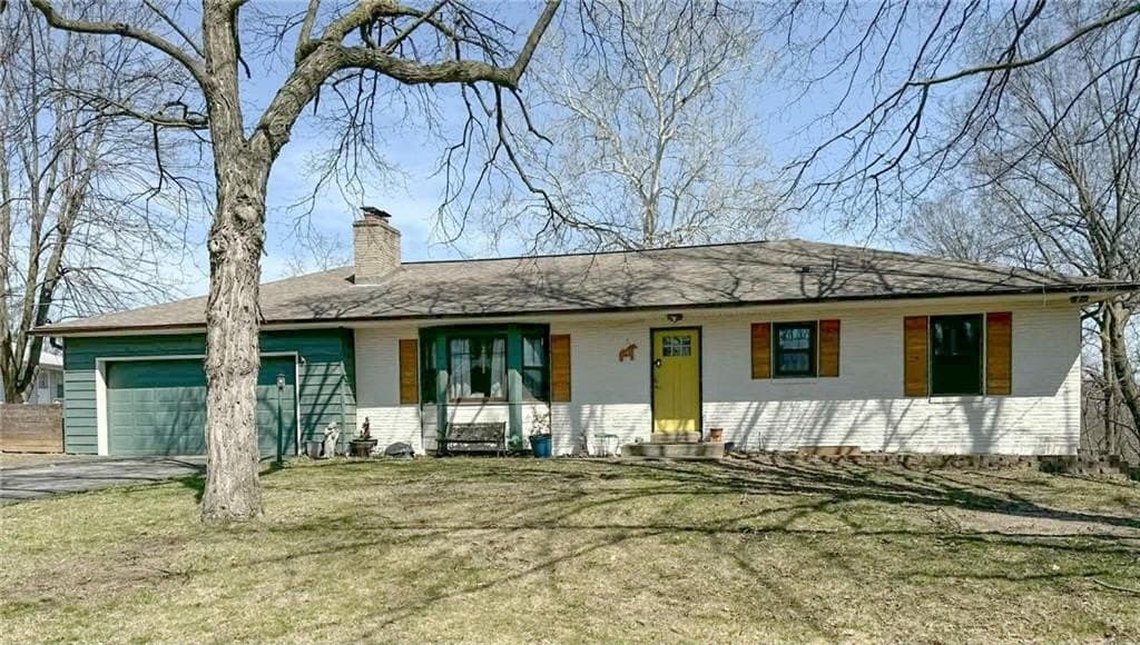 4 bedroom house for sale at 545 Jefferson Cir Liberty 64068 - $340,000