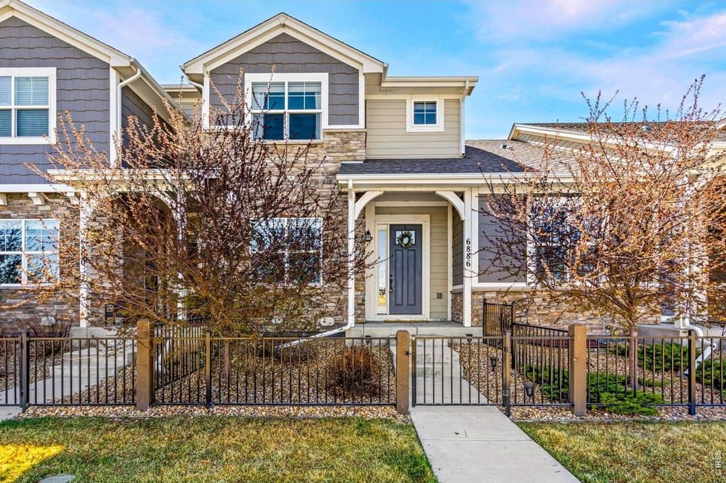 2 bedroom house for sale at 6886 Autumn Leaf Dr Timnath 80547 - $440,000