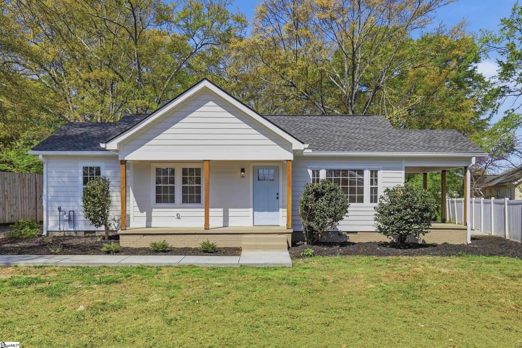 2 bedroom house for sale at 4 Wembley Rd Greenville - $579,000